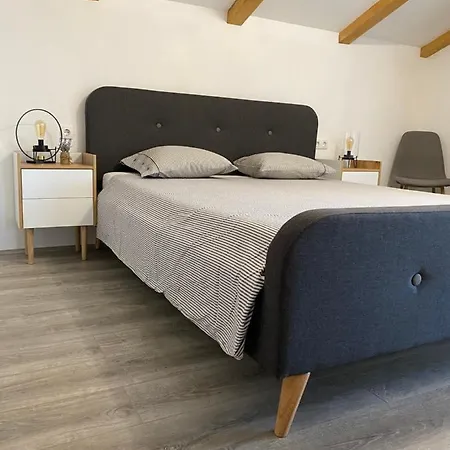 Mia Διαμέρισμα