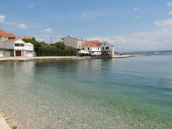 Mia Apartman