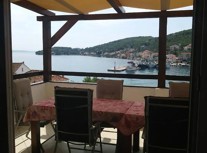 Mia Apartman