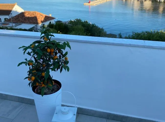Mia Apartman