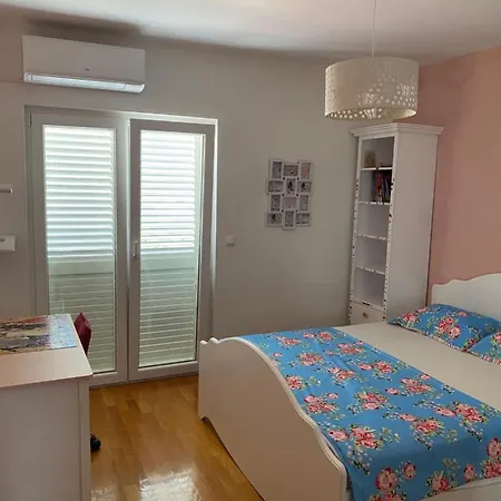 Mia Apartament